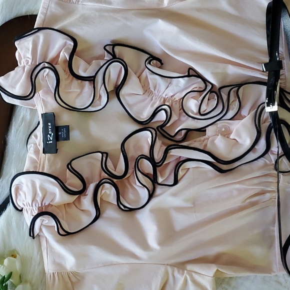 iz byer ruffly blouse - Picture 2 of 10